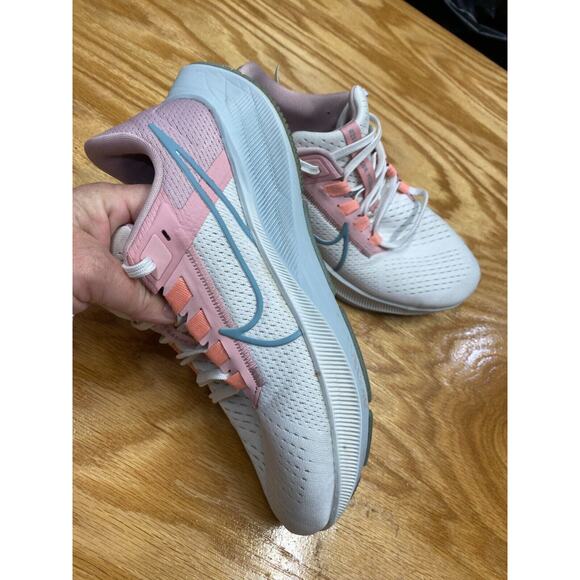 Nike Air Zoom Pegasus 38 Sneaker Women 8 White Pink Running Shoes CW7358-103 S25 - Picture 12 of 12